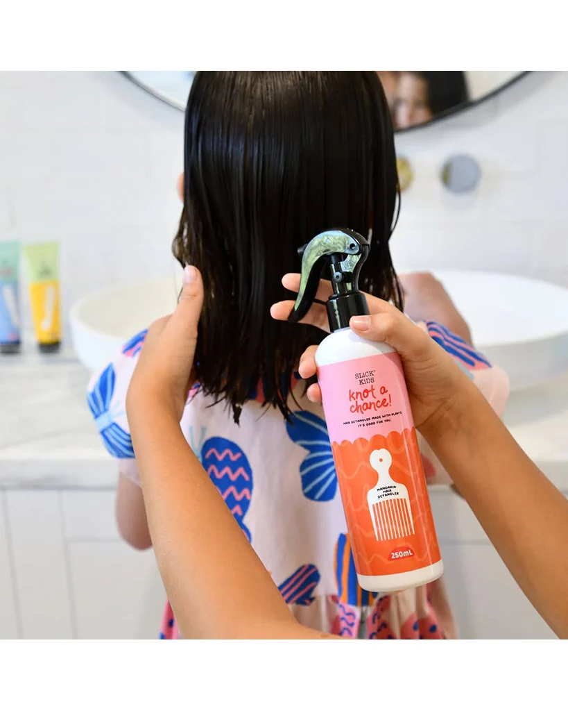 No Nasties Kids Natural Plant Based Hair Detangler - Mandarin / Grape - Image 3