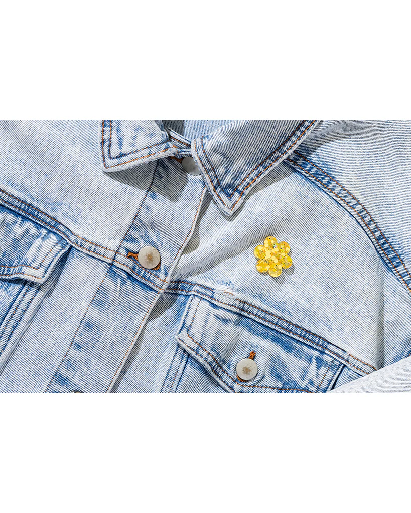 Taylor Elliott Designs Friendship Flower Pin with Affirmation Gift Card Holder - Gold Confetti - Image 2